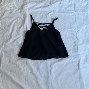 Black cropped tank